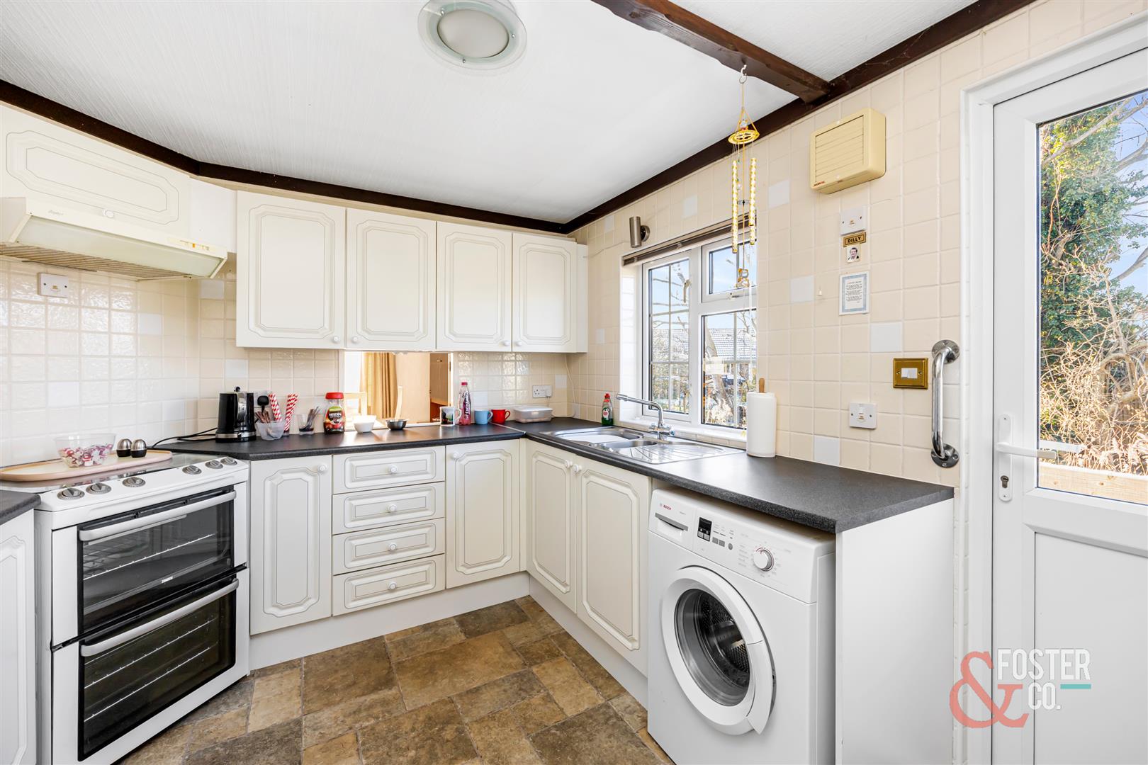 Willowbrook park, Old salts farm road, Lancing Foster & Co.